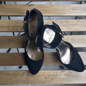 Black High Heel Pumps